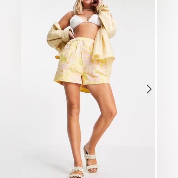 Free People palo duro relaxed fit in Yellow & Pink retro Floral Bermuda’s sz XS - Picture 3 of 9